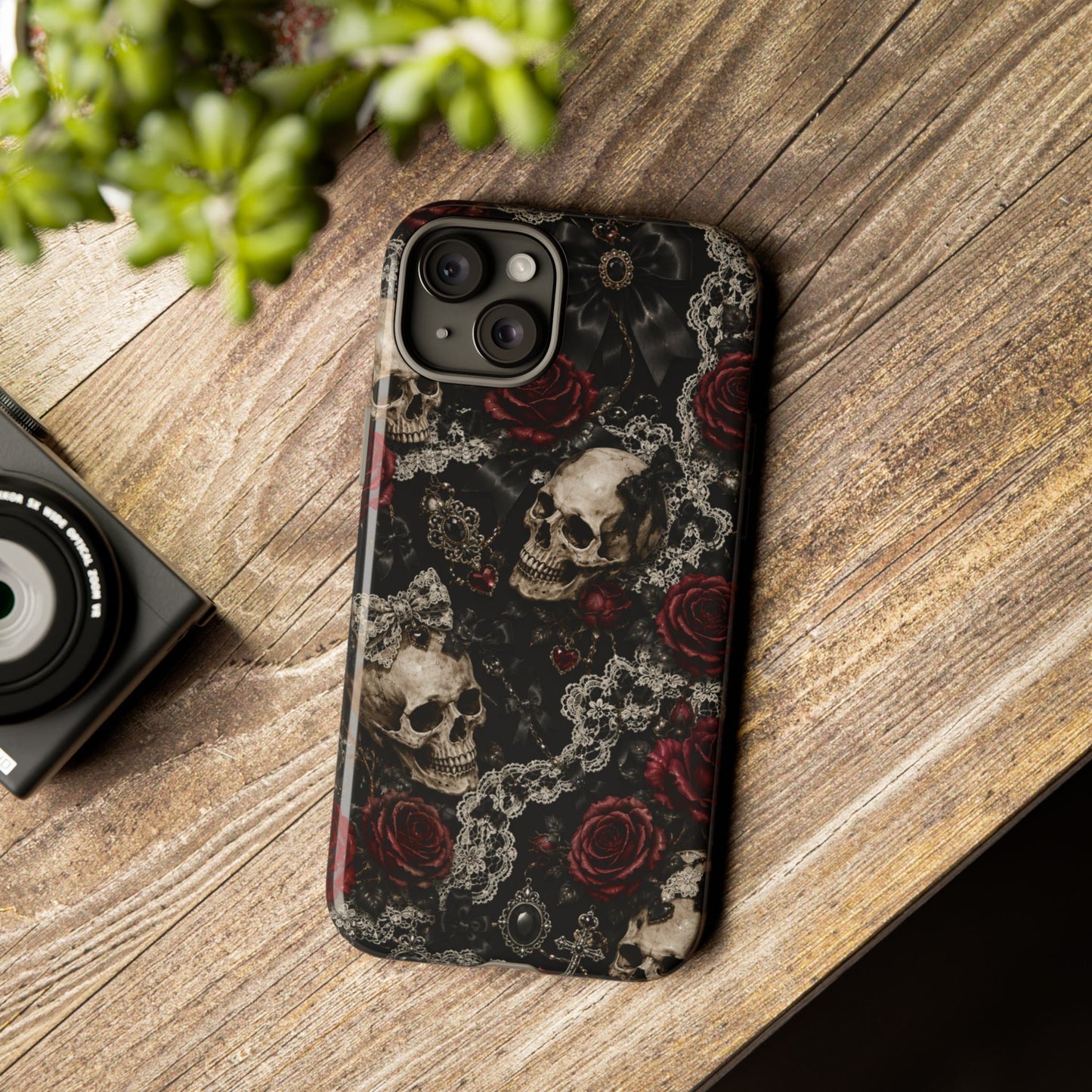 Skull and Red Roses phone case | Tough Cases