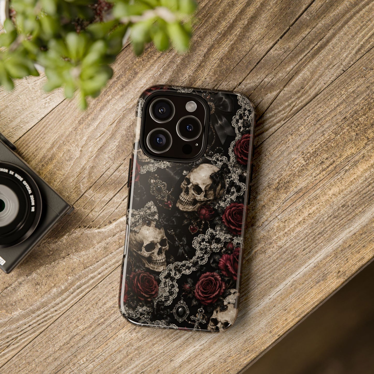 Skull and Red Roses phone case | Tough Cases